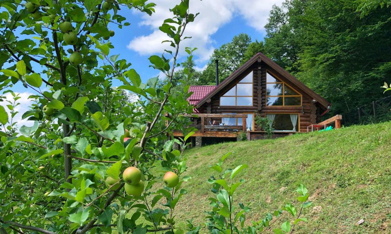 Green Cottage *